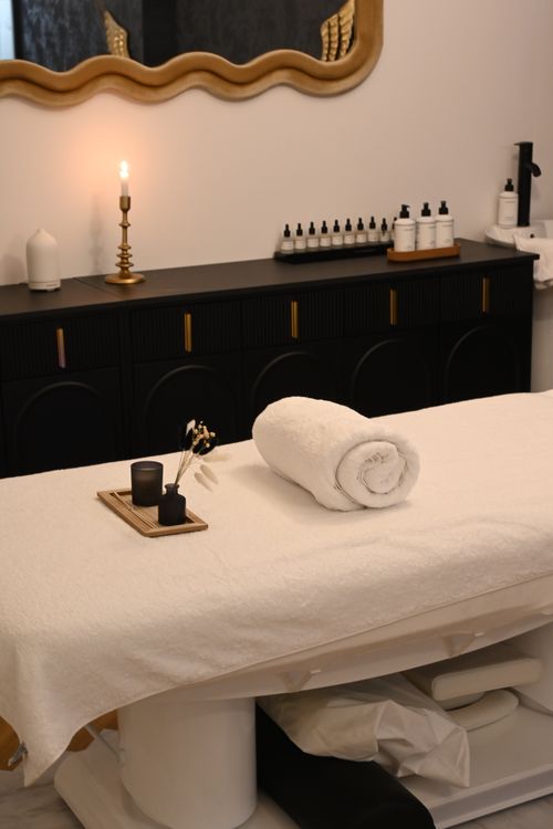 Contact massage spa in Business Bay